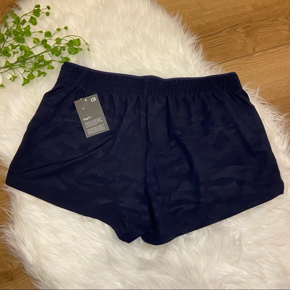 GapFit 3” Running Shorts - Picture 4 of 5